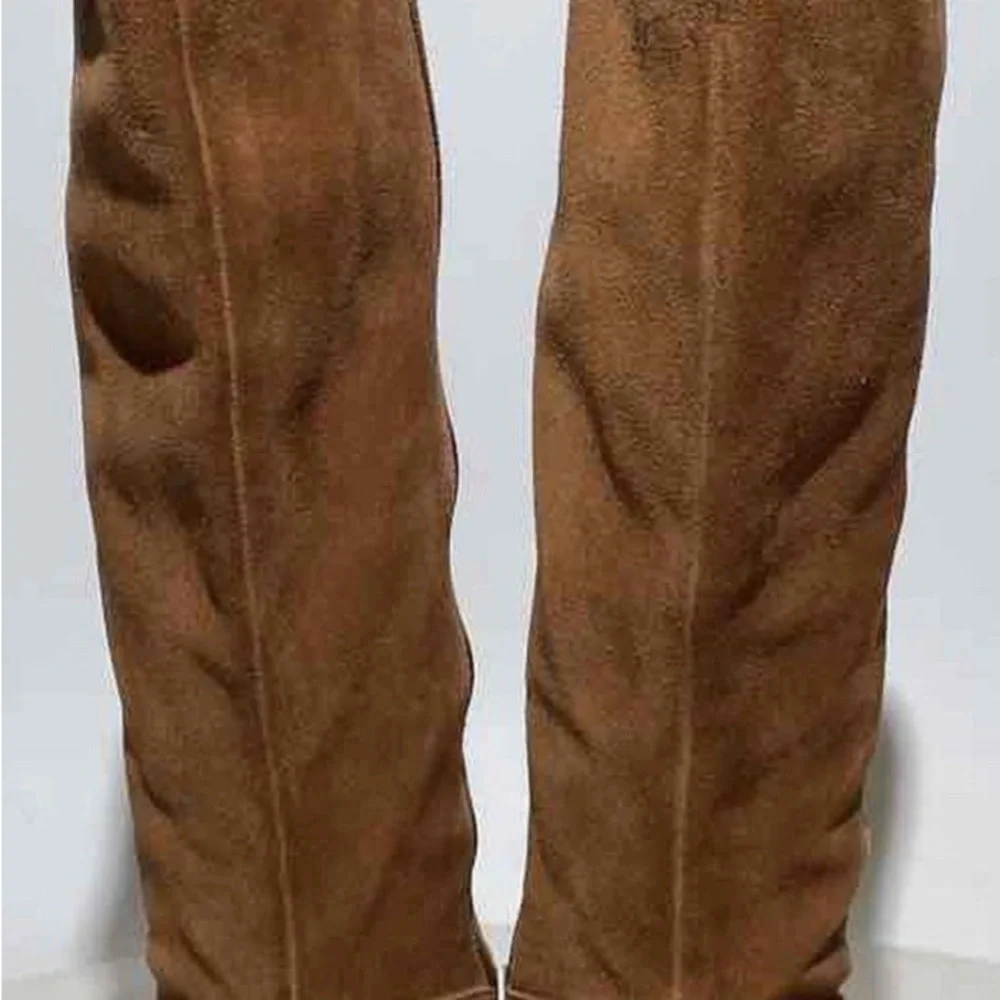 Thigh‎ high boots like new - Picture 3 of 7
